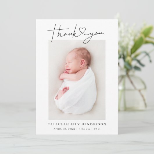 Baby Foto White Minimalistisch Danke Herzgeburt Ankündigung (Stehend Vorderseite)