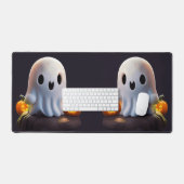 Baby Ghost Creepy Cute Halloween Character Schreibtischunterlage (Tastatur & Maus)