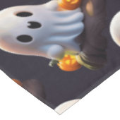 Baby Ghost Creepy Niedlich Halloween Charakter Tischdecke (Schrägansicht)