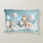 Baby Giraffe mit all seinen Freunden Dekokissen (Rückseite)