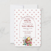 Baby Girl Bee Sleeping In a Rose Einladung (Vorderseite)