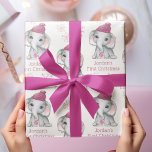 Baby Girl First Christmas Elephant Pink Snow Name Geschenkpapier Set<br><div class="desc">Erkennen Sie die erste Weihnachtszeit eines kleinen Mädchens mit diesem personalisierten Geschenkpapier Set von 3 mit einem niedlichen Elefanten in Aquarellfarbe, der einen rosa Strumpf trägt und einen rosa Weihnachtsschmuck trägt, umgeben von pinkfarbenen Schneeflocken mit Ihrer Textauswahl (das Beispiel zeigt NAME'S FIRST CHRISTMAS) in Ihrer Wahl des Schriftartes. (Die Multifunktionsleiste...</div>