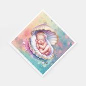 Baby Girl in einer Seashell Baby Dusche Serviette (Ecke)
