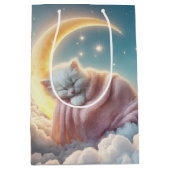 Baby Girl Kitten auf einem Halbmond Mittlere Geschenktüte (Vorderseite)