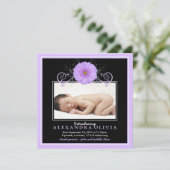Baby Girl Lila Daisy Foto Geburtserklärung Ankündigung (Stehend Vorderseite)