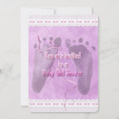 Baby Girl Shower Footprints Einladung (Vorderseite)
