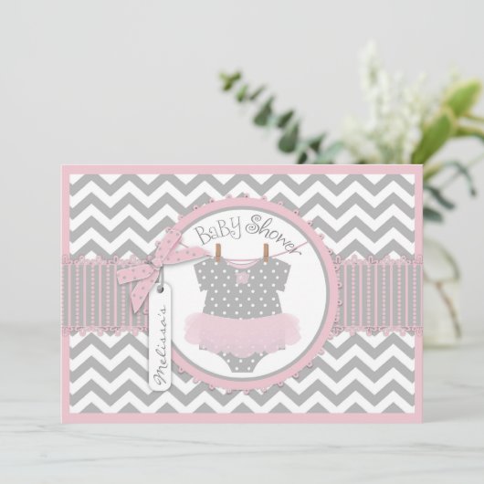 Baby Girl Tutu Zickzack Print Baby Dusche Einladung (Stehend Vorderseite)
