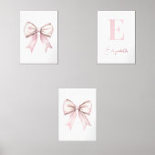 Baby Girl Watercolor Pink Bow & Monogram Name Bilderwand Sets (Vorderseite)