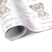 Baby Girls First Christmas Teddy Bear Pink Geschenkpapier (Rolleneckpunkt)