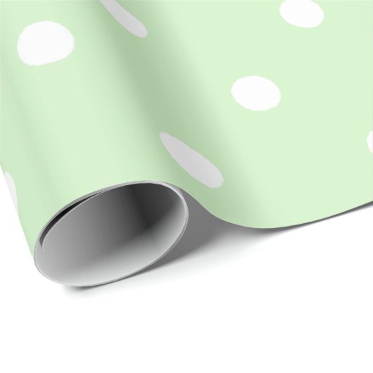 Baby Green Polka Dots Geschenkpapier (Rolleneckpunkt)