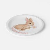 Baby Hase mit rosa Blume Frohe Ostern Pappteller (Schrägansicht)