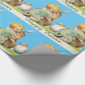 BABY HUGGING EASTER BUNNY ,Sky Blue Geschenkpapier (Ecke)