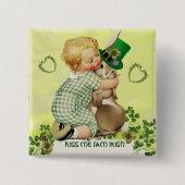 BABY HUGGING RABBIT IRISH ST. PATRICK'S DAY PARTY BUTTON (Vorderseite)