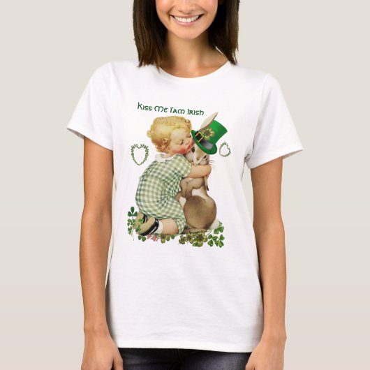 BABY HUGGING RABBIT LEPRECHAUN HAT, St. Patrick Da T-Shirt (Vorderseite)