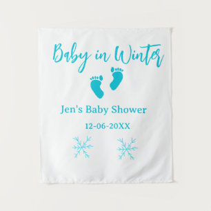 Baby im Winter duschen blaue Babyfüße Schneeflocke Wandteppich