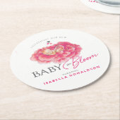 Baby in Bloimsy Aquarelldusche Runder Pappuntersetzer (Angewinkelt)