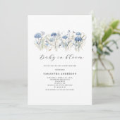 Baby in Bloom Blue Floral Boy Baby Dusche Einladung (Stehend Vorderseite)