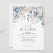 Baby in Bloom Blue Hydrangea & Rose Dusche Einladung (Vorderseite)
