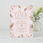 Baby in Bloom Boho Pampas Grass Baby Shower Einladung (Stehend Vorderseite)