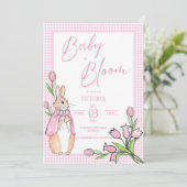 Baby in Bloom Bunny Rabbit Pink Baby Dusche Einladung (Stehend Vorderseite)