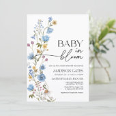 Baby in Bloom Floral Baby Shower Invitation Einladung (Stehend Vorderseite)