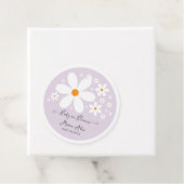 Baby in Bloom Lila Daisy Baby Shower Geschenkanhänger (Beispiel)