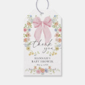 Baby in Bloom Pink Bow Baby Shower Geschenkanhänger (Vorderseite)