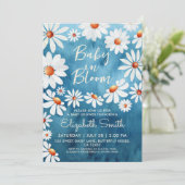 Baby in Bloom Watercolor Daisies Blue Einladung (Stehend Vorderseite)