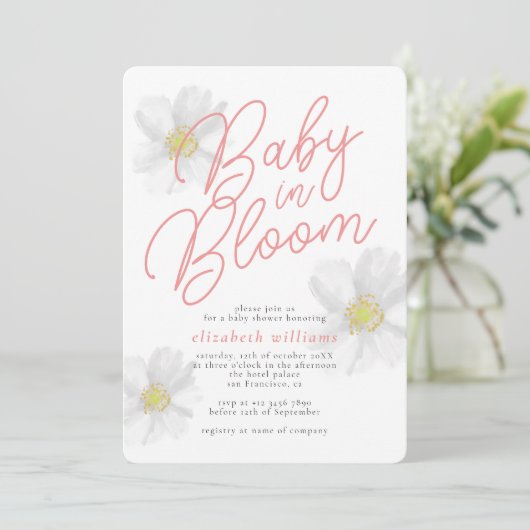 Baby in Bloom White Daisy Thema Kinderdusche Einladung (Stehend Vorderseite)