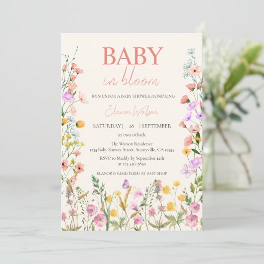 Baby in Bloom Wildblume Floral Girl Babydusche Einladung (Stehend Vorderseite)