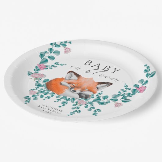 Baby in Bloom Woodland Fox Greenery Baby Shower Pappteller (Schrägansicht)