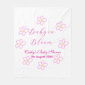 Baby in blühender rosa Blume Babydusche schlicht e Fleecedecke (Vorderseite)