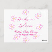 Baby in blühender rosa Blume Babydusche schlicht e Postkarte (Rückseite)