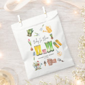 Baby in blutrosa Regenbogenhaut Gartenarbeit Geschenktütchen (Ausgeschnitten)