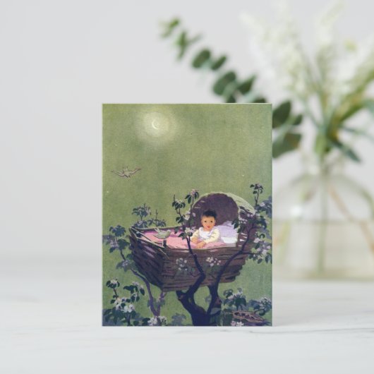 Baby in Cradle in Tree Lullaby Postkarte (Stehend Vorderseite)