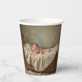 Baby in der Wiege Pappbecher