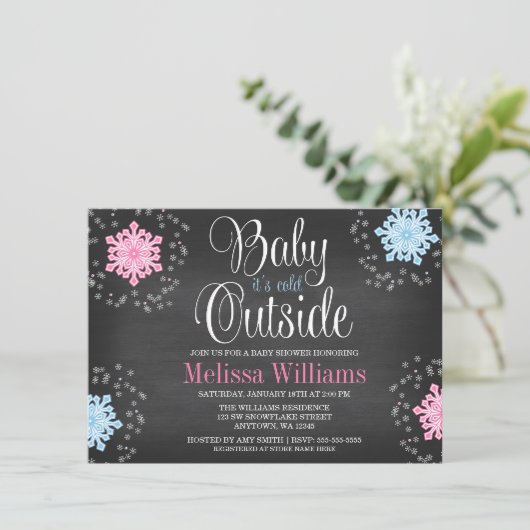 Baby ist es kalte äußere Schneeflocke-Babyparty Einladung (Stehend Vorderseite)