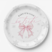 Baby It’s Cold Outside Pink Bow Winter Baby Shower Pappteller (Vorderseite)