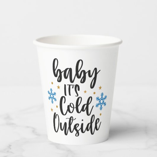 Baby It's Cold Outside Elegant Script Snowflake Pappbecher (Vorderseite)