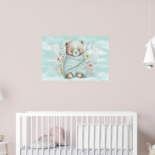 Baby-Junge-Teddybär eingewickelt in eine Decke  Poster