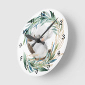 Baby Koala Bear im Kinderzimmer Wreath Runde Wanduhr (Winkel)