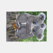 BABY-KOALA HUGGIES FLEECEDECKE (Vorderseite (Horizontal))
