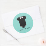 BABY Little Man Baby Shower Sprinkle Party Runder Aufkleber<br><div class="desc">Darling,  have plenty of these fabulous stickers on hand for your baby party.  Personalize them if you choose,  they are just another way to add a special touch to your party.  Look for other fun ideas all part of the BABY & CO. collection.</div>