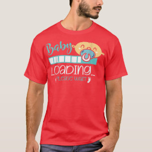 Baby Loading Bitte warten Gender Reveal Baby Annou T-Shirt
