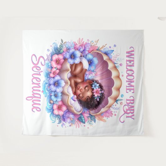 Baby-Mädchen in Seashell Floral Pastel Wandteppich (Vorderseite (Horizontal))