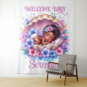 Baby-Mädchen in Seashell Floral Pastel Wandteppich (Beispiel)