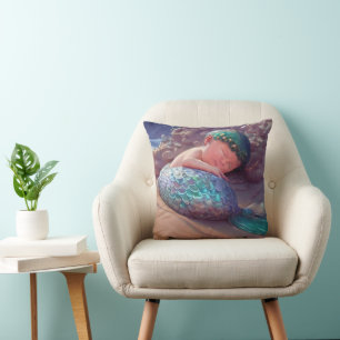 Baby Mermaid's Repose- Kissen