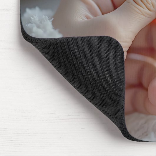 Baby mit einer Hand für Erwachsene Mousepad (Ecke)