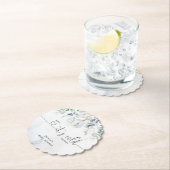 Baby mit kalter Außendusche aus Eukalyptus Baby Untersetzer (Vor Ort)