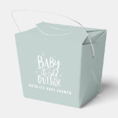 Baby mit kalter Außendusche Geschenkschachtel (Rückseite)